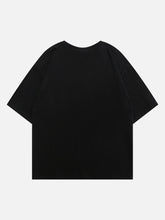 T-shirt avec chaîne décorative et broderie papillon